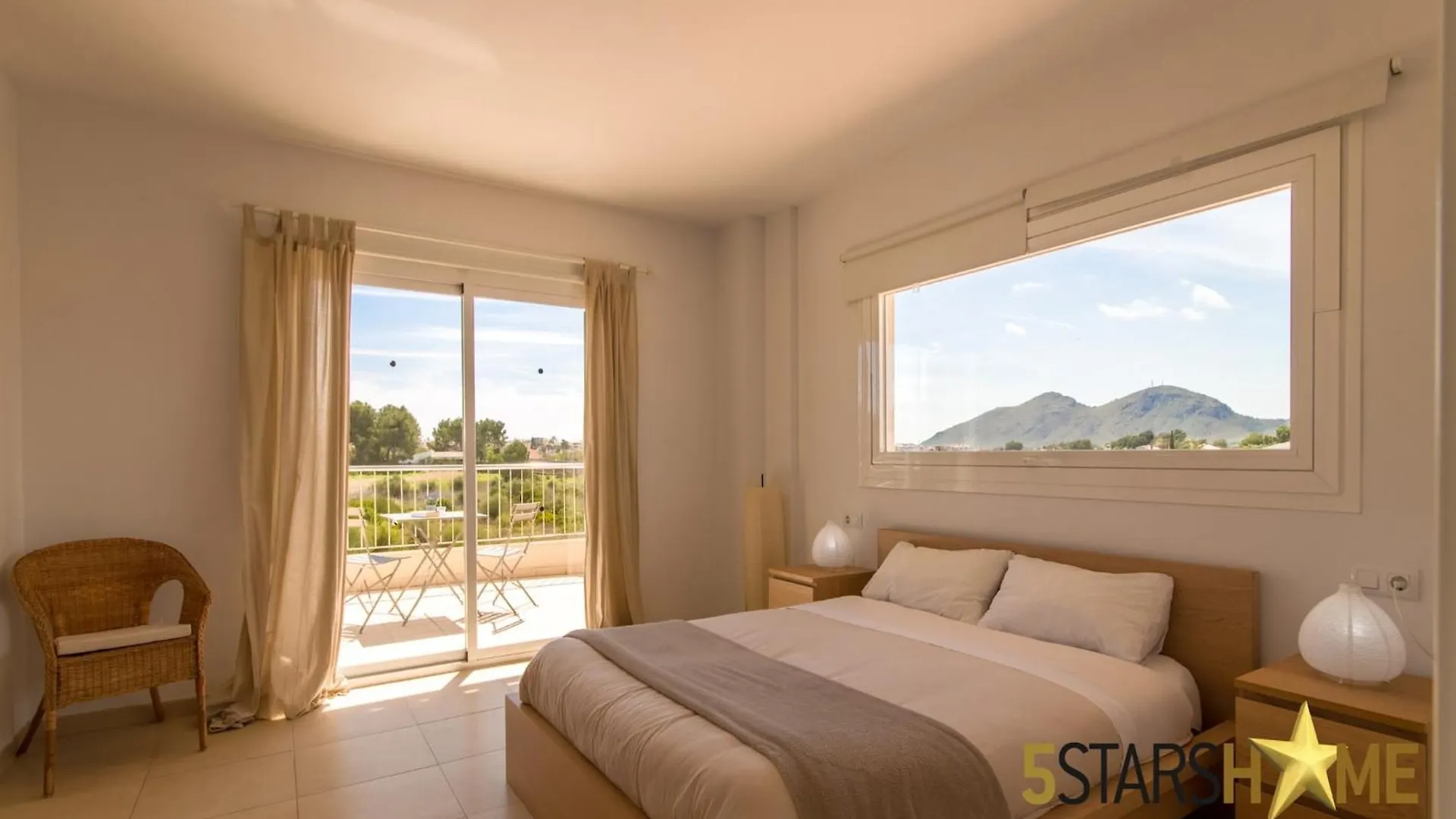Villa Modern Villa, 210M From Sandy Beach Alcúdia