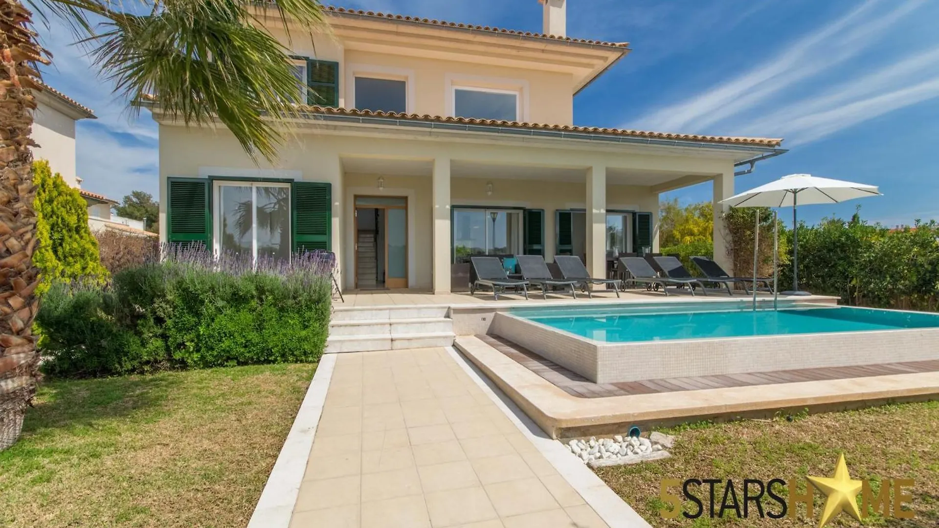 Modern Villa, 210M From Sandy Beach Alcúdia 0*,  Espanha